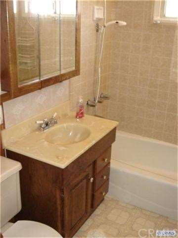 5628 Pennswood Ave, Lakewood, CA 90712 - photo 7