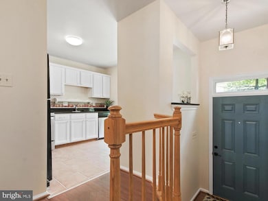 13138 Kidwell Field Rd, Herndon, VA 20171 - photo 5