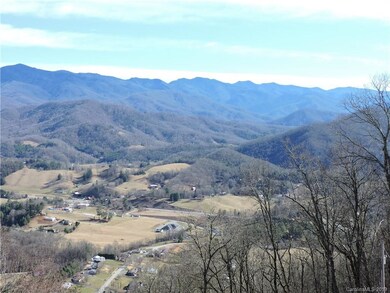 1374 Mountain View Rd, Burnsville, NC 28714 - photo 6