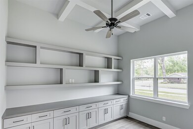 Enclosed by French doors, your
luxe home office a