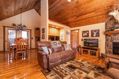 41SteppingStoneWay-5