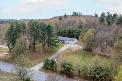 123 Fox Rd Middle Grove NY-29