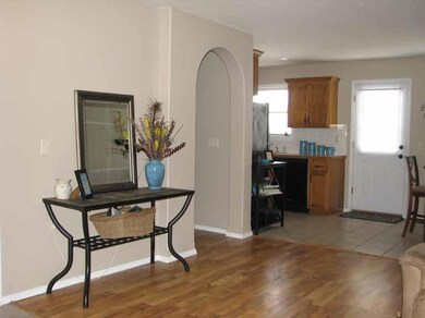 4 Living Room_view 2