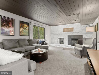 5686 French Ave, Sykesville, MD 21784 - photo 3