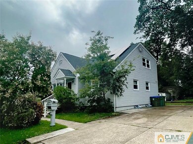 46 Blossom St unit 2, Edison, NJ 08817 - photo 2