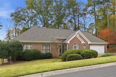 2289 Glenridge Dr, Marietta, GA 30062 - photo 2