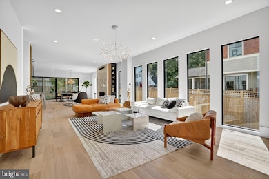 1519 Spring Vale Ave, McLean, VA 22101 - photo 5