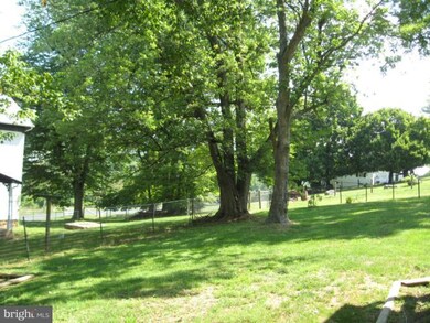 13473 Atkins Hollow Ln, Linden, VA 22642 - photo 3