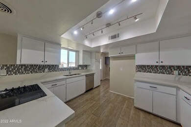 14010 N 42nd Dr Phoenix AZ-print-007-007