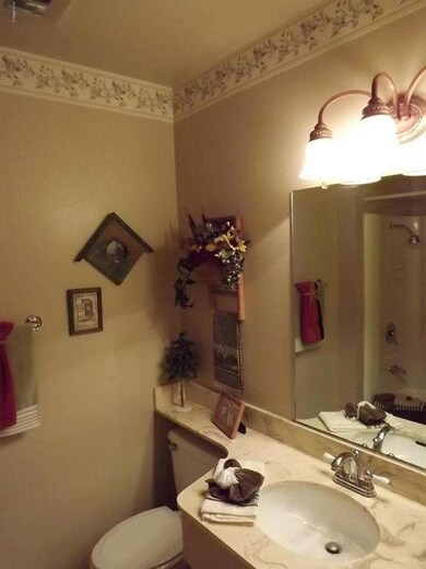 11130 W Desert Butte Dr, Sun City, AZ 85351 - photo 3