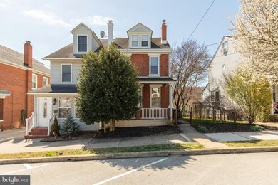 411 Spring Mill Ave, Conshohocken, PA 19428 - photo 2