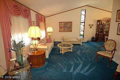 9500 Aspenwood Ct, Montgomery Village, MD 20886 - photo 5