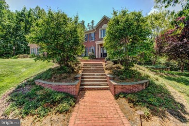 3204 Ox Meadow Ct, Herndon, VA 20171 - photo 2