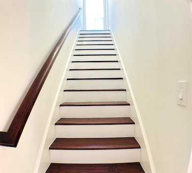 913 Birdsall St, Houston, TX 77007 - photo 4