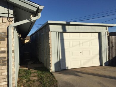 7716 Westcliff St, North Richland Hills, TX 76182 - photo 2