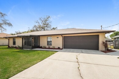 001-photo-front-view-9026171