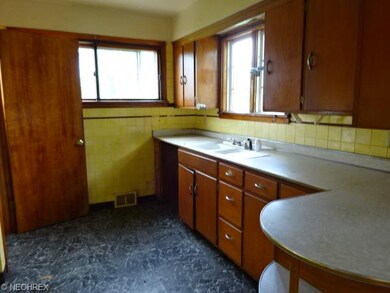 Kitchen with large countertop area