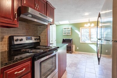 33 Hancock St, Plainville, MA 02762 - photo 6