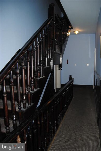 202 N Potomac St unit 4, Hagerstown, MD 21740 - photo 2