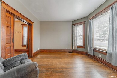 620 Wyatt Ave, Lincoln, IL 62656 - photo 6