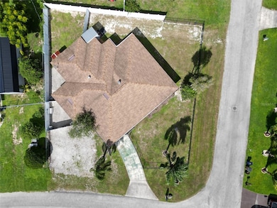 15 Willow St, Lehigh Acres, FL 33936 - photo 4