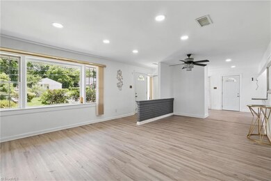 1402 Wendell Ave, High Point, NC 27260 - photo 6