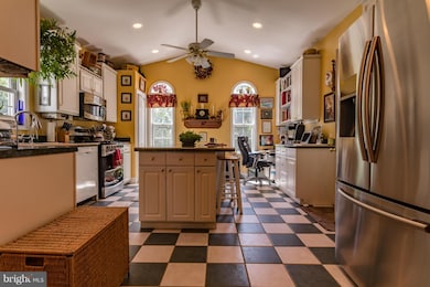 102 Dick Turpin Ct, Stephens City, VA 22655 - photo 6