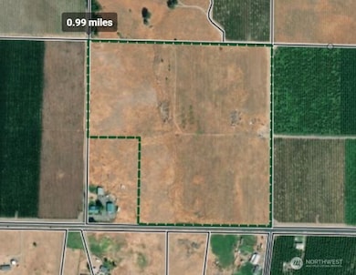 24334 W Kelly Rd, Benton City, WA 99320 - photo 2