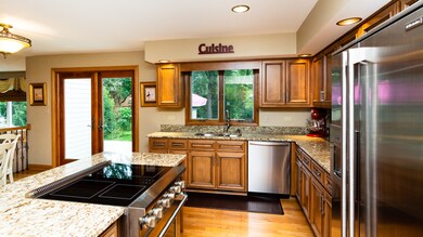 271 E Saint Charles Rd, Elmhurst, IL 60126 - photo 5