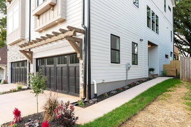 1119 N Myers St, Charlotte, NC 28206 - photo 2