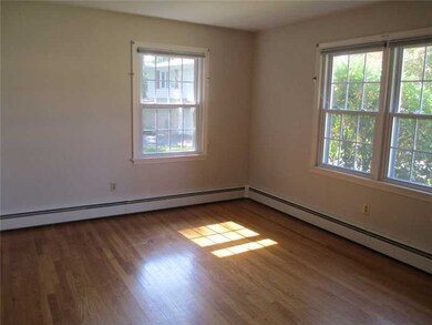 5 Roger Williams Ct, Greenville, RI 02828 - photo 7