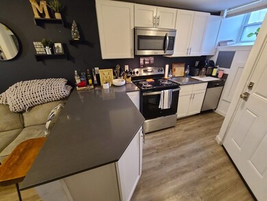 27 N Margin St unit 1, Boston, MA 02113 - photo 3