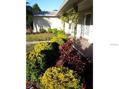 3441 Keene Lake Dr unit 8, Largo, FL 33771 - photo 3