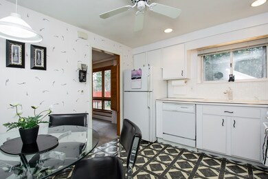 171 Floral St, Shrewsbury, MA 01545 - photo 3