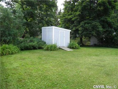 Yard/Garden Spacious Back Yard Surrounded by Green