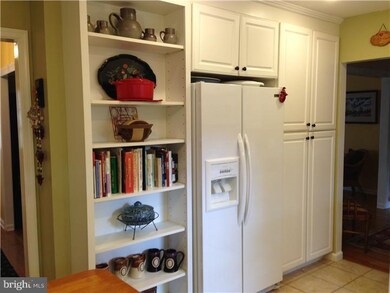 154 Canterbury Rd, Mount Laurel, NJ 08054 - photo 5