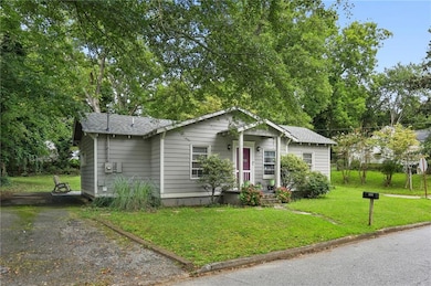 Bungalow Cottage with off street parking.