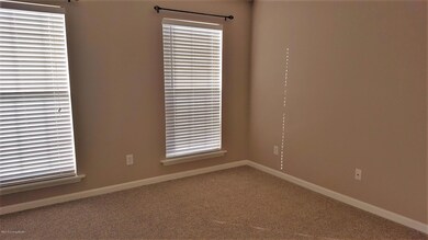 6713 Arbor Creek Dr unit 19, Louisville, KY 40228 - photo 4