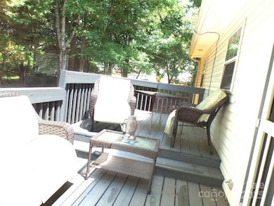 1609 Indian Springs Dr NW unit 35, Conover, NC 28613 - photo 5