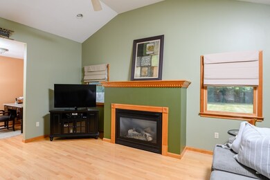 71 Franklin Rd, Hanover, MA 02339 - photo 5