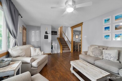 110 Kevin Ln, Oswego, IL 60543 - photo 3