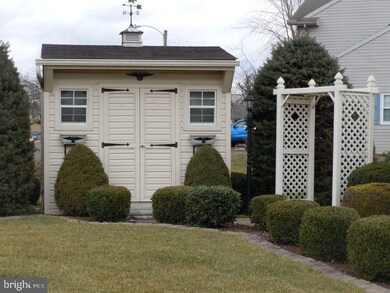 241 Zwecker Cir, New Holland, PA 17557 - photo 7