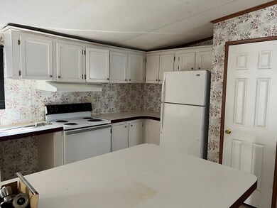 511 Dove Ln, East Dublin, GA 31027 - photo 3