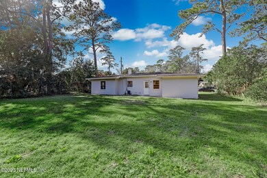 1627 Hazelhurst Dr, Jacksonville, FL 32216 - photo 6
