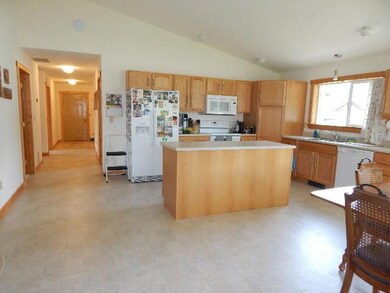 05 Kitchen