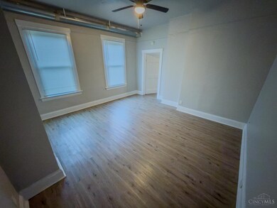 733 Stewart Ave, Cincinnati, OH 45215 - photo 5