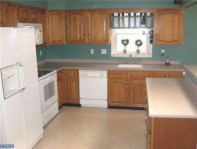 90 Dilworth Ln, Langhorne, PA 19047 - photo 3