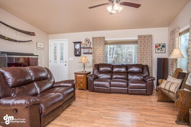 7310 N False Pass Cir Wasilla-large-020-