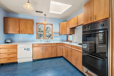 108 N 1st St, Talent, OR 97540 - photo 6