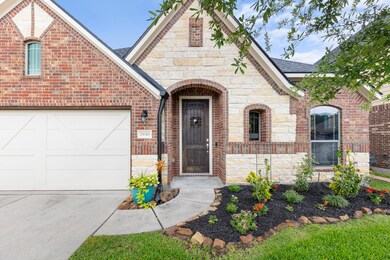 28543 Lockeridge Springs Dr, Spring, TX 77386 - photo 2